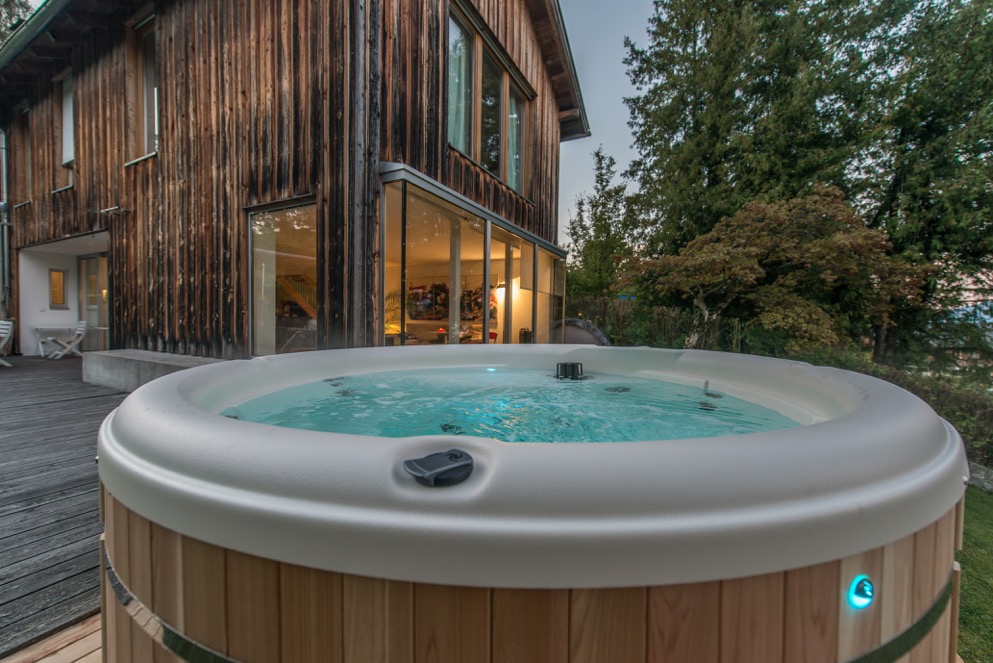 Nordic Hot Tubs Brochure